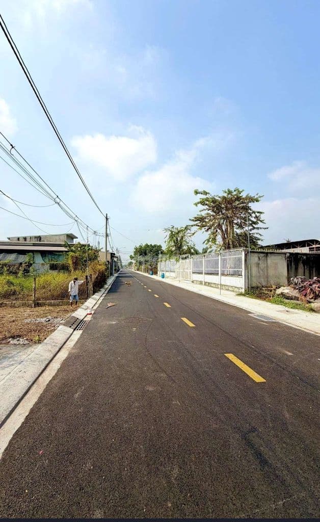 CHỦ CẦN TIỀN CHỮA BỆNH CHO VỢ, BÁN GẤP 466m² ĐẤT MẶT TIỀN NHỰA, SHR - Ảnh 2