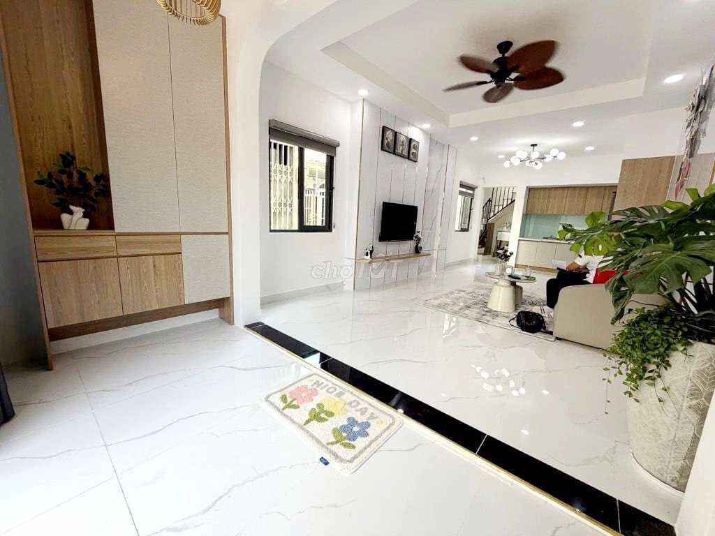 NHÀ ĐẸP Ở LIỀN HẺM XE HƠI NGUYỄN SƠN, VĂN CAO - 56M2 CHỈ 7 TỶ XÍU