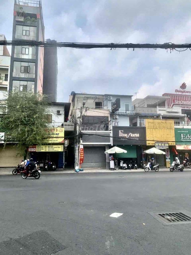 NHÀ PHỐ - Ảnh 3