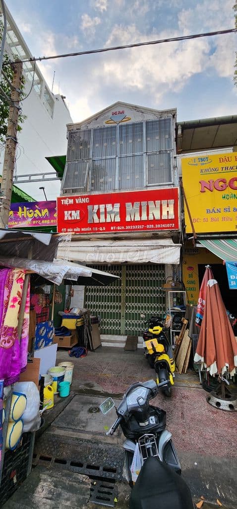 bán nhà mặt tiền đường Bùi Hữu Nghĩa, đối diện chợ Hòa Bình 28 tỷ TL