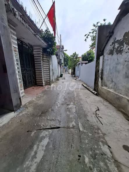 bán nhà 3 tầng Liên Ninh - Nam Phù giá chỉ hơn 4 tỷ
