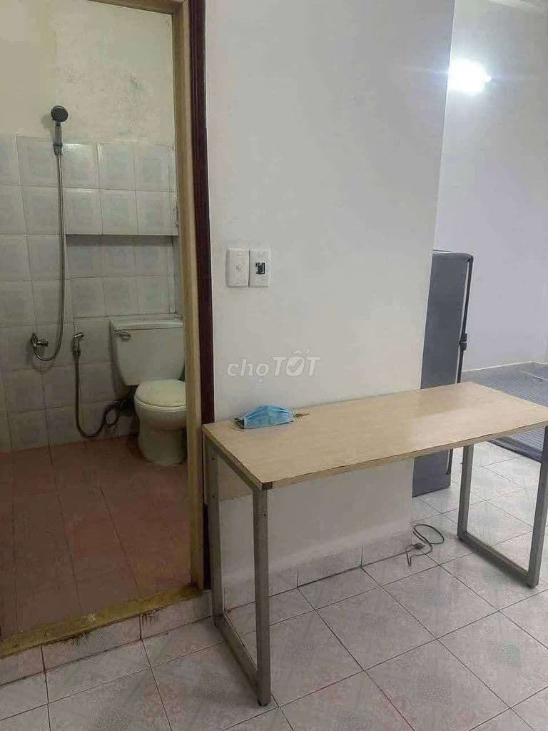 PHÒNG L1 CHO THUÊ ,WCR ,CHỢ TSN ,CV GIA ĐỊNH ,ĐH GIA ĐỊNH ,ĐHCN4 ,SBAY - Ảnh 3