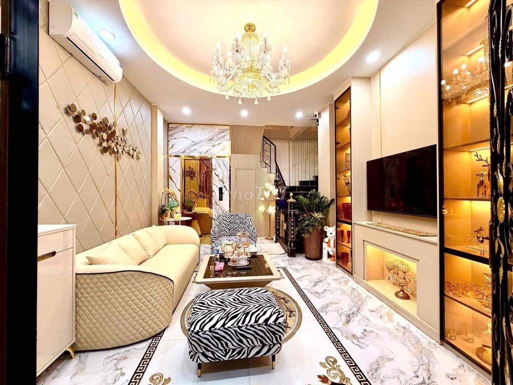 Ô tô đỗ gần nhà phố Minh Khai, lô góc, 2 thoáng, sổ đỏ CC, DT 45m.