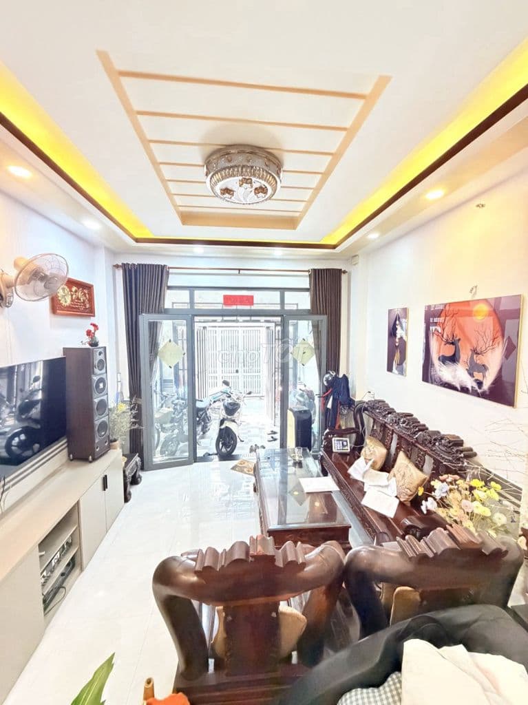 Đường Oto gần Emart2 DT 49m2, p.12, Quang Trung. Giá 5.7 Tỷ TL - Ảnh 2