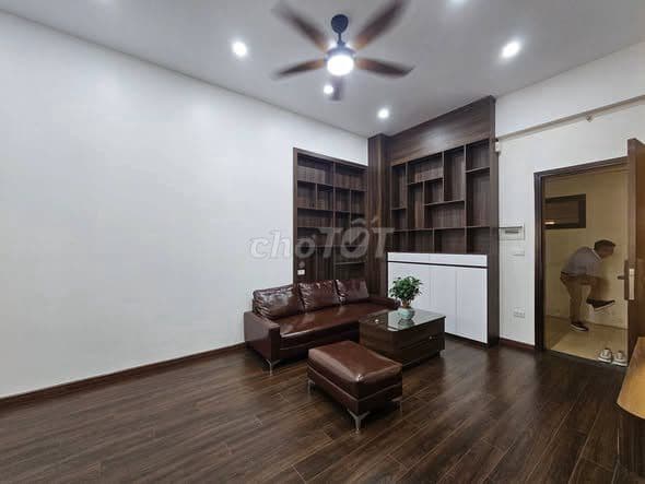 Chung cư Thanh Xuân - Khương Đình, 60m2, 2PN 2WC, Sổ đỏ, Giá 4.9 tỷ - Ảnh 2