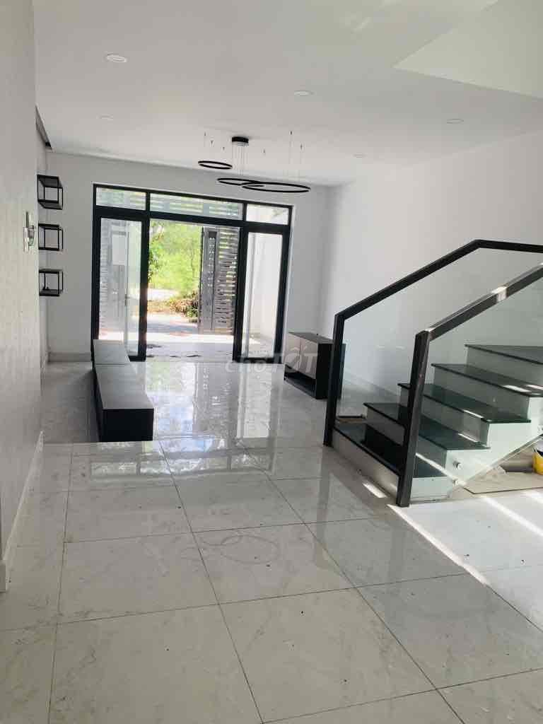 NHÀ MỚI TÌM CHỦ - 100M2 - 4 TẦNG - KDC ĐỒNG BỘ - PHẠM THẾ HIỂN - 8,5T - Ảnh 2
