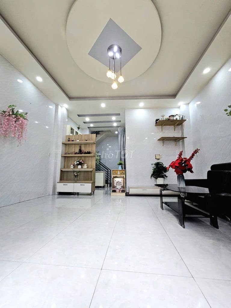 Nhà rộng rãi, 1lầu đúc BTCT. H326 Bùi MinhTrực, P6,Q8. N5,15m x 9,56m. - Ảnh 2