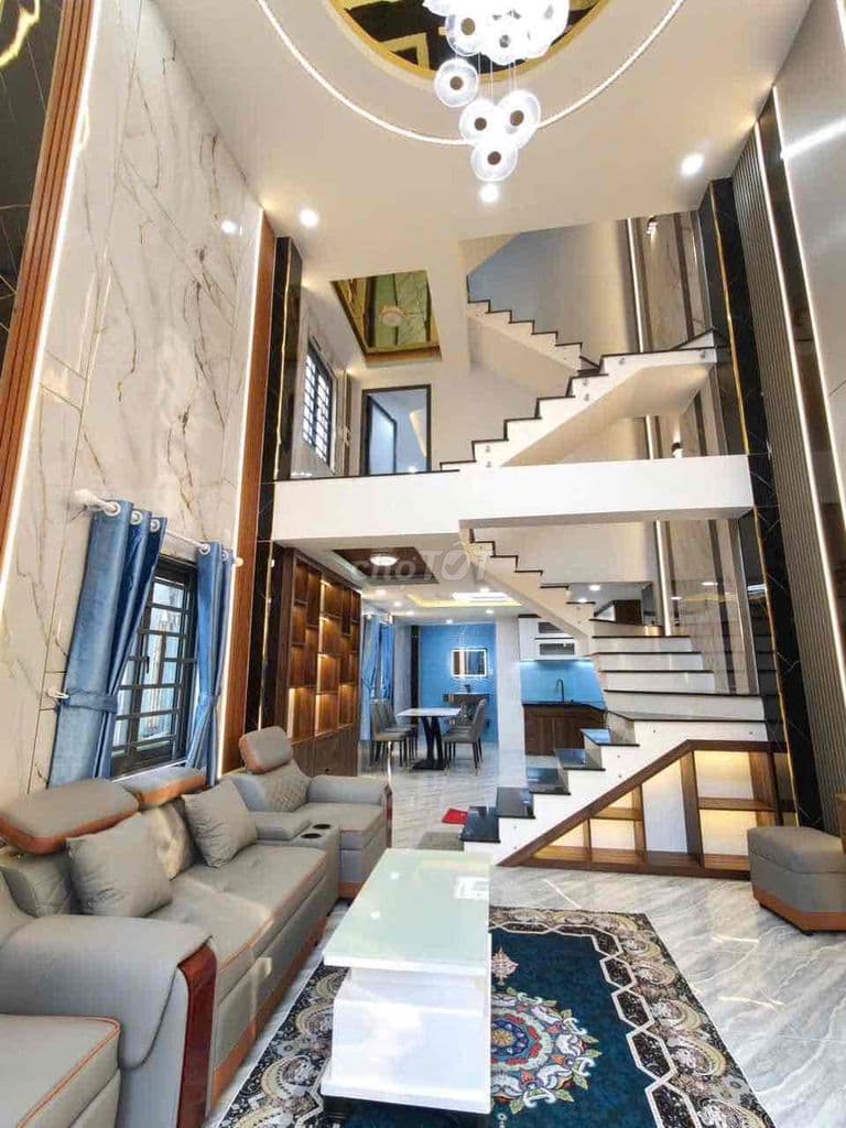 Bán nhà 4 tầng căn góc bình chiểu Tp HCM-full nội thất cao cấp- 5.9 ty