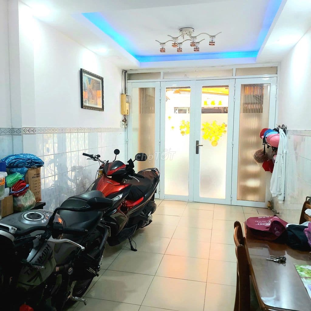 Nhà Quận 5 giá tốt 6,6t , hẻm chợ Xã Tây, Gần trường ĐHYD, 4 PN