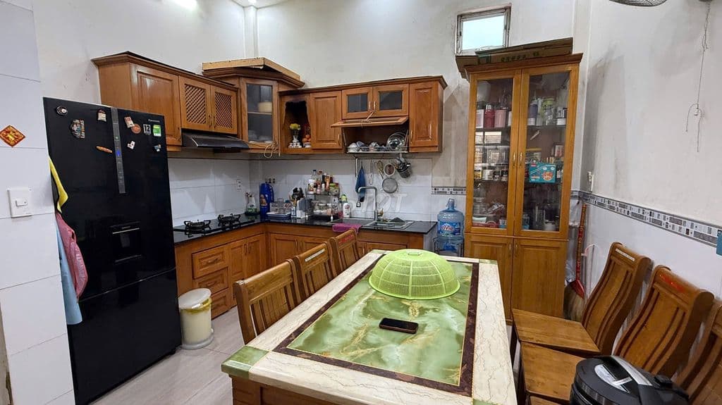 Định cư nước ngoài cần bán căn nhà đang ở hiện hữu - Tặng nội thất - Ảnh 3