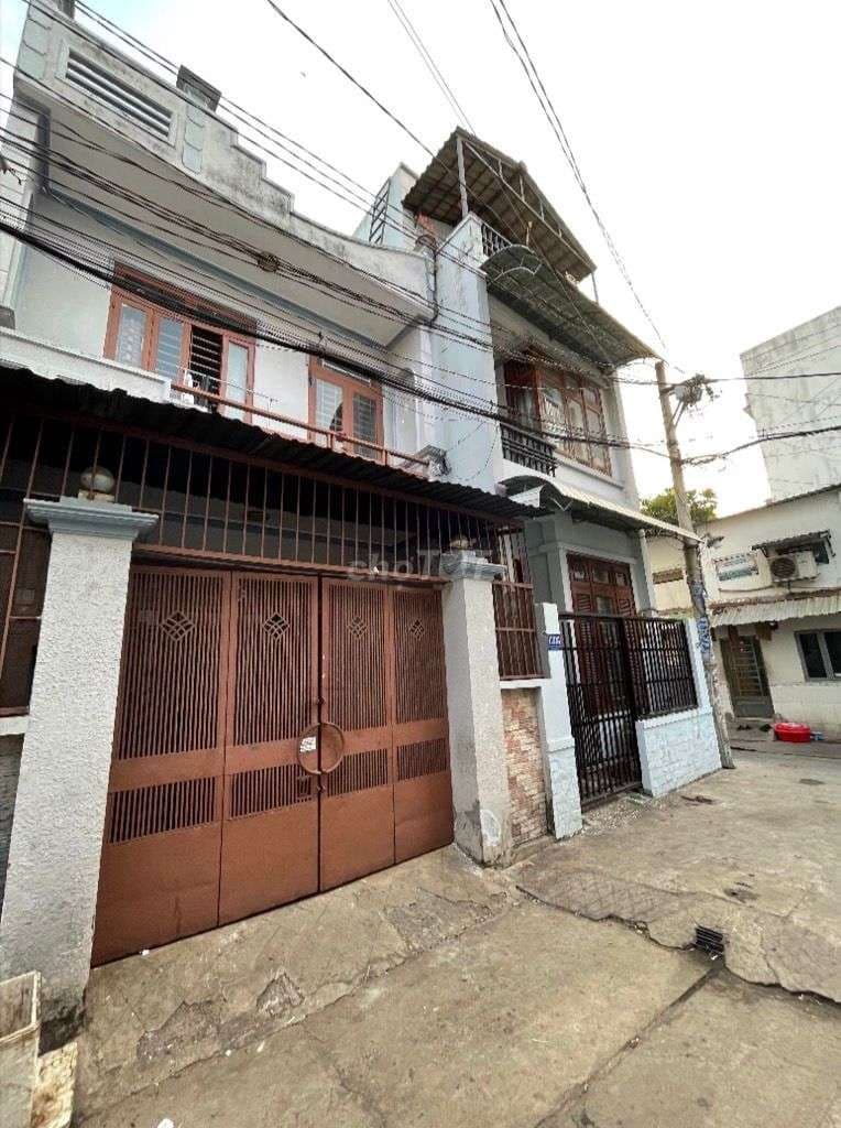 BÁN NHÀ CẬP ĐÔI NHÀ 3 TẦNG LÔ GÓC HẺM XE HƠI ĐƯỜNG ĐÔNG BẮC