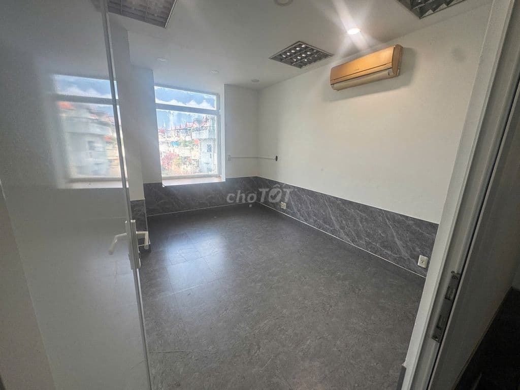 C/C THUẬN VIỆT, Q.11 121M2(3PN) GIÁ 7,8 TỶ.