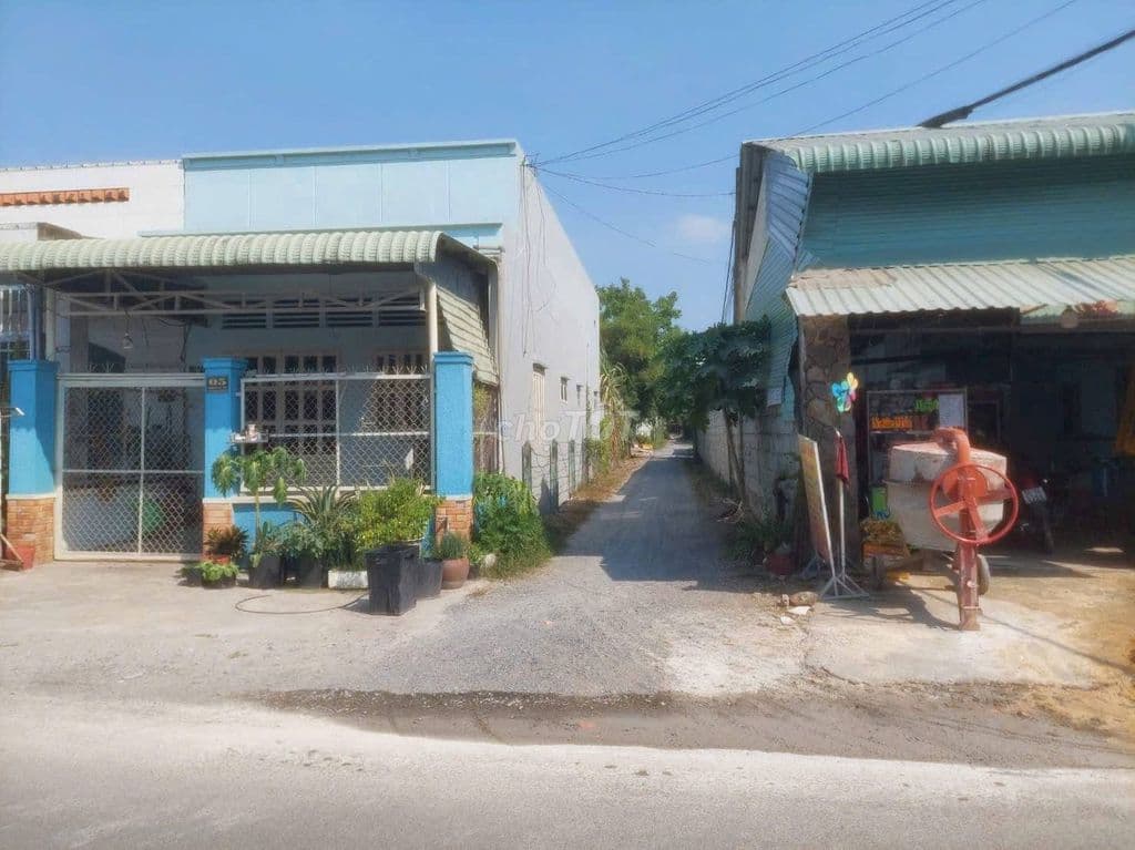 Ngộp:225m2 đất thổ vườn (7,8x30) đường Lê Thị Bay vào 30m,gần trườngC1