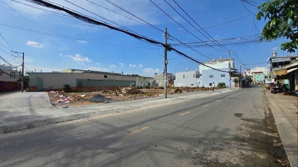 Bán đất mặt tiền đường Nguyễn Văn Cự