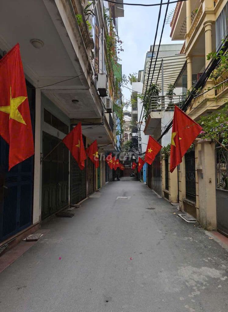 KHƯƠNG TRUNG-CẠNH ĐẦM HỒNG & ĐƯỜNG 2.5-PHÂN LÔ 30M2-GIÁ ĐẦU TƯ