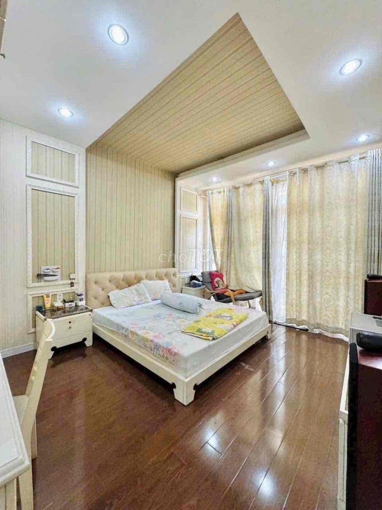 BÁN GẤP NHÀ MẶT TIỀN LẠC LONG QUÂN P5 KHU VIP K CÓ CĂN THỨ 2 ĐỂ SO SAN - Ảnh 3