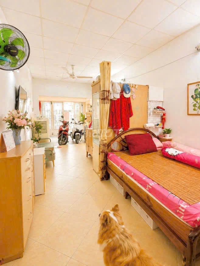Gấp bán 7.5 Tỷ giảm về 6.8 Tỷ - Bán nhanh nhà 2 tầng 50m2 hẻm xe hơi