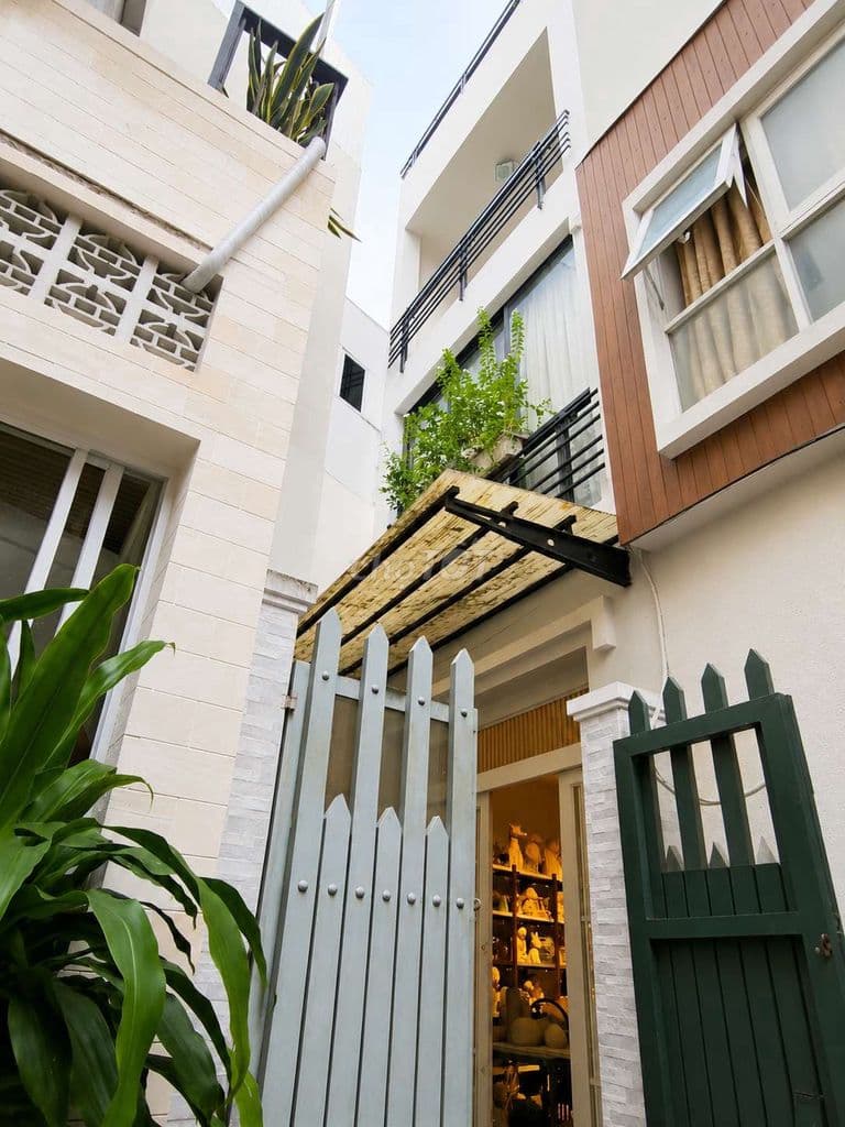 Hẻm 18 Phan Tôn hẻm Ba Gác, Chính Chủ, khu yên tĩnh dân trí cao