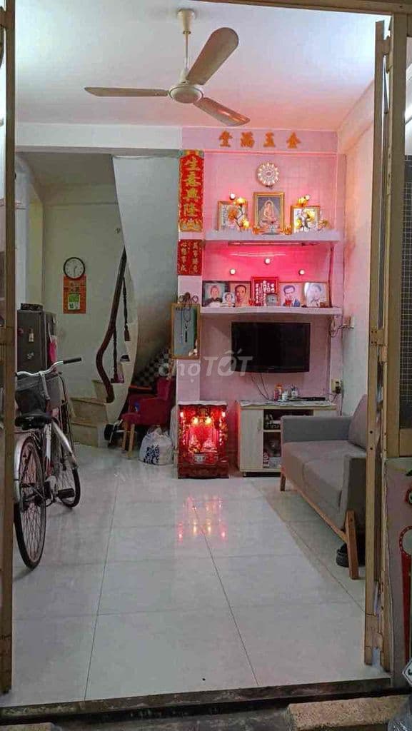 CẦN BÁN NHÀ QUẬN 1 - Ảnh 3