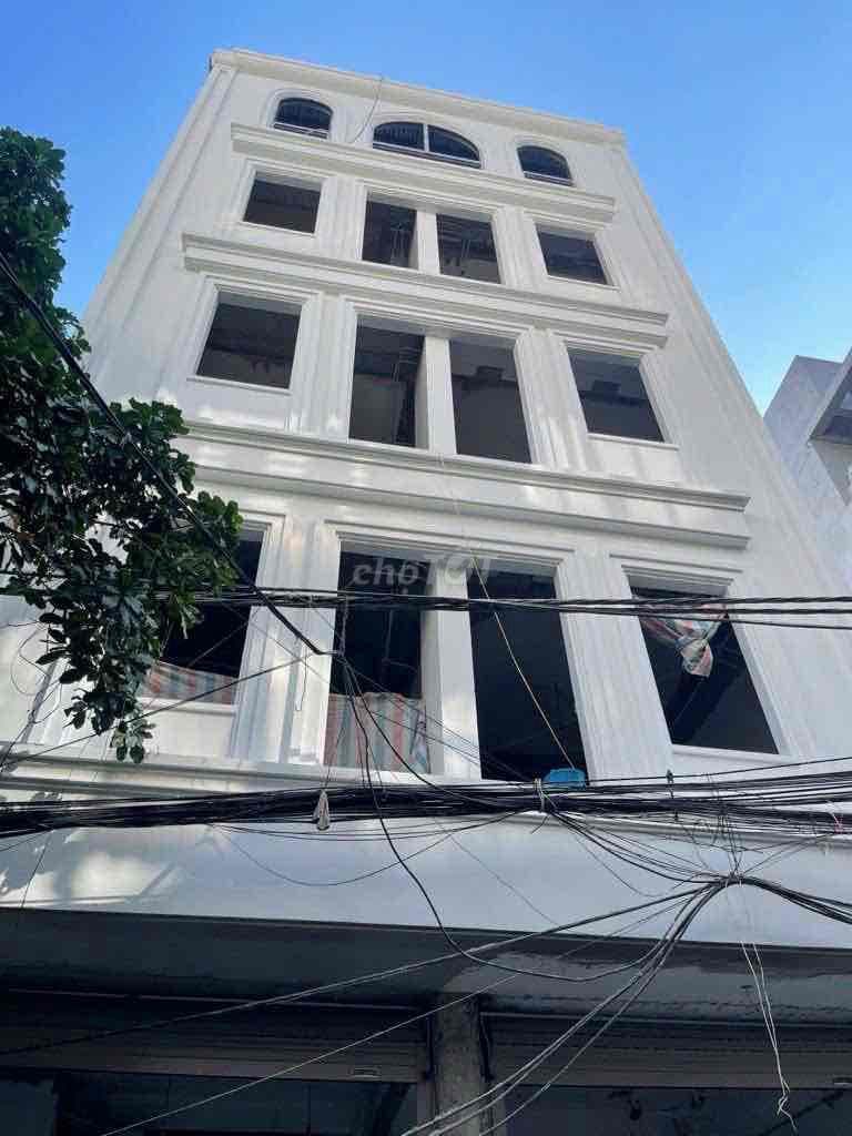 Hoàng Đạo Thành - DT 62m- 6 tầng, mt 6.5m, giá 24.8 tỷ - Bán tòa nhà