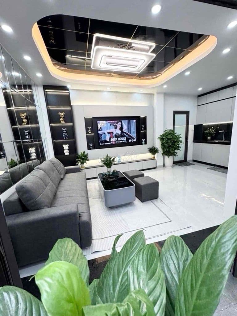 🌟 TRUNG TÂM ĐỐNG ĐA -33M2- LÔ GÓC 3 MẶT THOÁNG - NHÀ ĐẸP KHÂM THIÊN-Ch