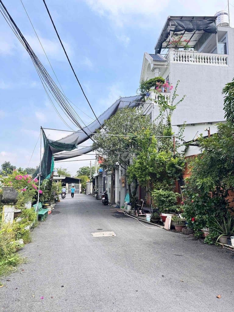 Đất 5 x18 Sổ Hồng Riêng 89m2 Đường Nhựa 6m