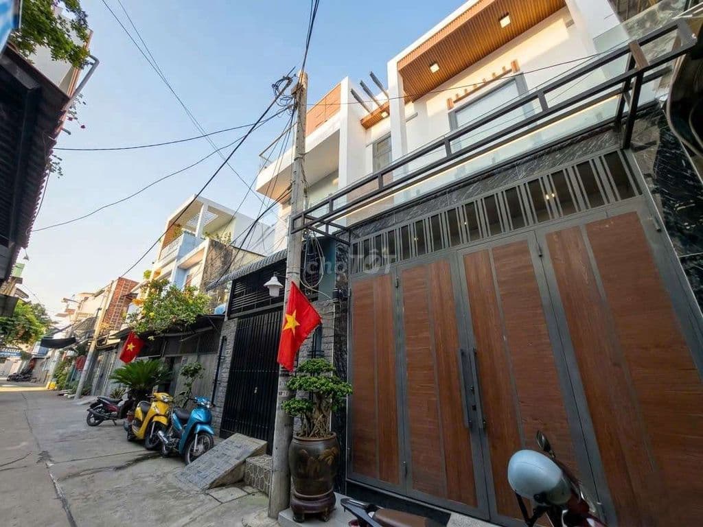 NHÀ BÁN MỚI ĐẸP 2 TẦNG 48M2 CHỈ 5TỶ2- SỔ HỒNG RIÊNG KHÔNG LỘ GIỚI