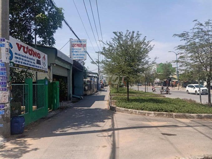 Bán nhà MT Trần Văn Giàu, Lê Minh Xuân, 6,45 x40m (100% TC ) 11,7 tỷ - Ảnh 3