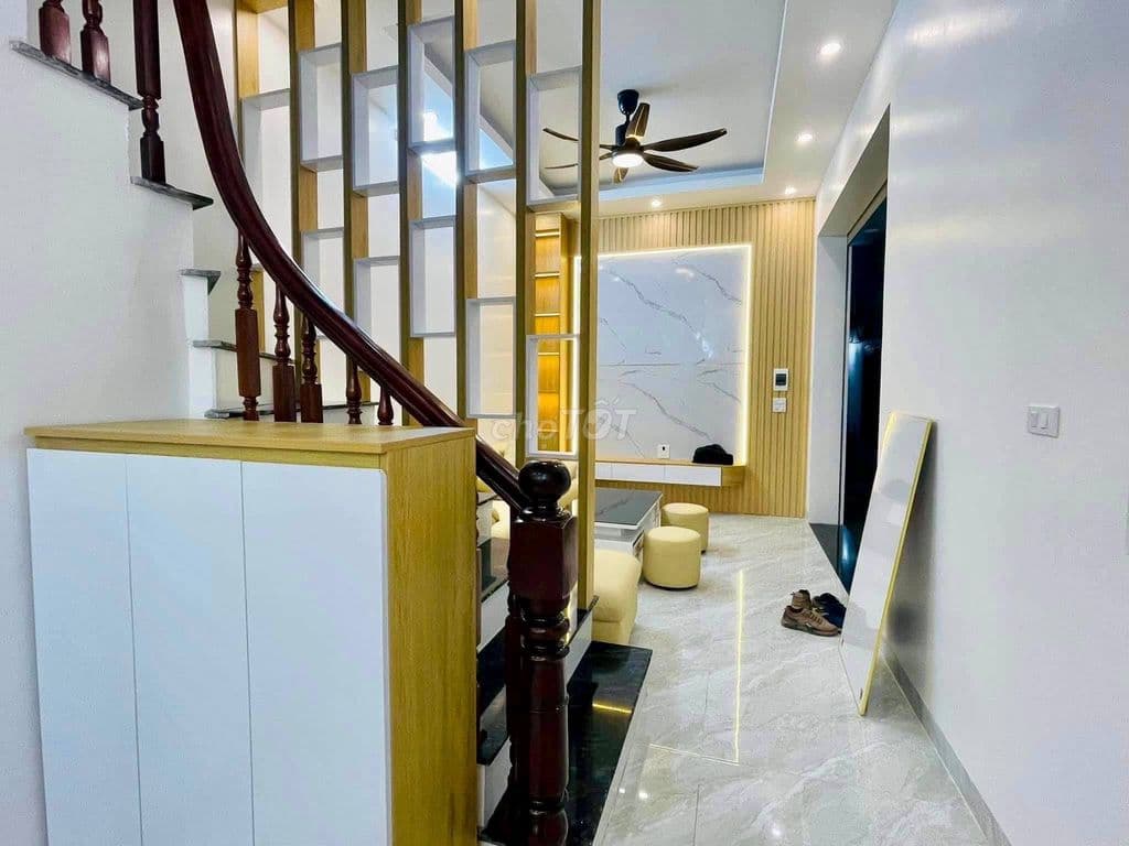 Bán Nhà Giải Phóng, Hoàng Mai 39m, 5 tầng, mt 10m, giá 6.8 tỷ. - Ảnh 3
