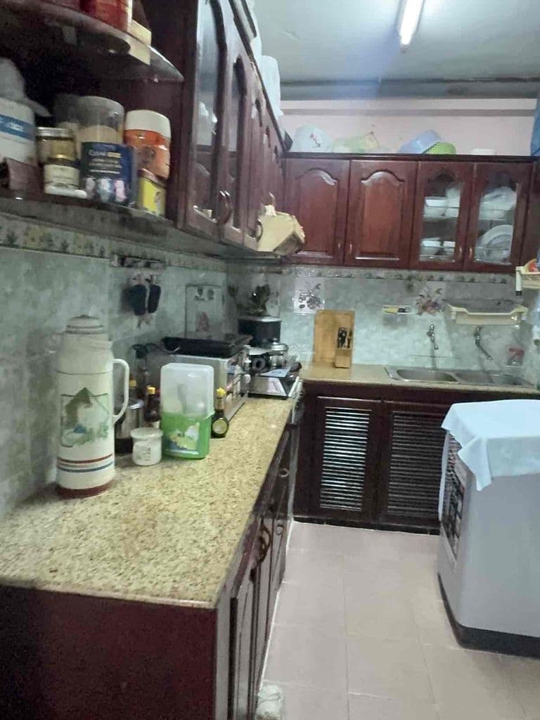 NHÀ CŨ KIÊN CỐ - VỊ TRÍ ĐẸP - GIÁ DỄ CHỐT - 38m2 SÁT MẶT TIỀN - Ảnh 3