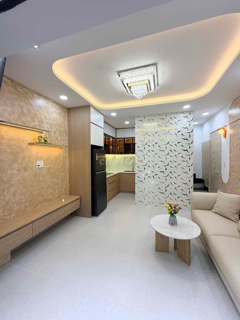 BÌNH THẠNH-5 TẦNG -CÁCH 1 CĂN RA HẺM ÔTÔ-FULL NỘI THẤT - NGUY - Ảnh 2