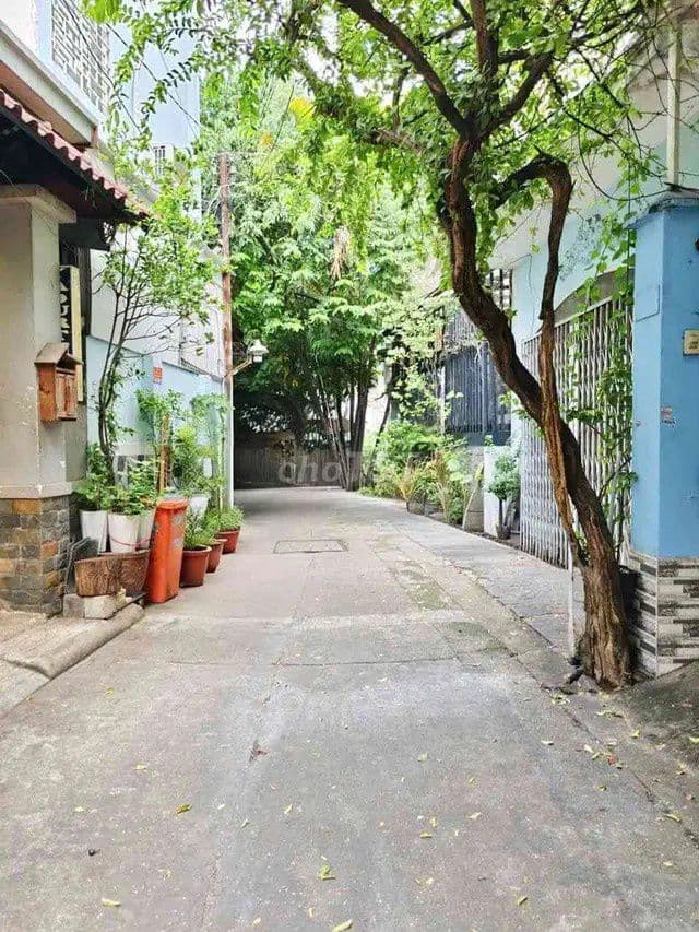 Giá tốt hiếm có. Bán nhà Lê Quang Định – DT 60m2 - Giá chỉ 5,9 tỷ tl