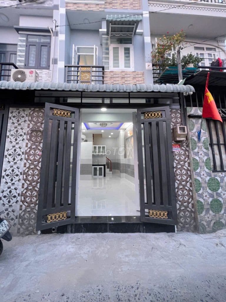 NHÀ HIỆP THÀNH 13 2 LẦU CÓ KHO RIÊNG, GẦN CHỢ HIỆP THÀNH. GIÁ 1,898 TỶ - Ảnh 2