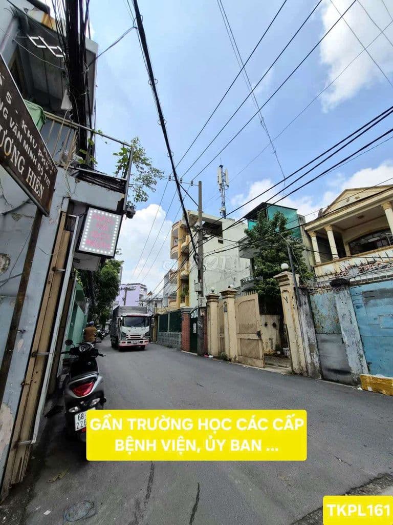 🏡NGUYỄN THƯỢNG HIỀN 3 TẦNG CÁCH MẶT TIỀN NĂM MƯƠI MÉT CHỈ NHỈNH HAI TỶ - Ảnh 2
