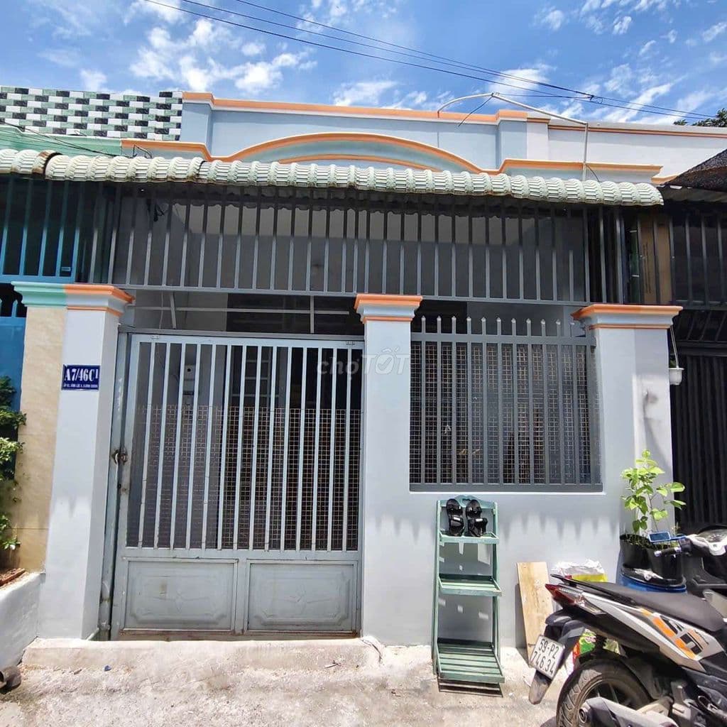 Chủ gởi bán nhanh DT:4m*14m 1T+lửng 3pn 2w đường 4m bê tông