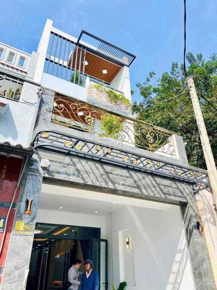 QUẬN 12. NHÀ ĐIỆN TÍCH RỘNG ĐÚC 2.5 TẤM PHÙ HỢP GIA ĐÌNH ĐÔNG NGƯỜI - Ảnh 2