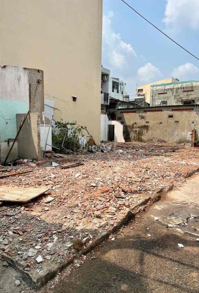 chỉ 70tr/m Lê đức thọ gần chợ xóm mới - Ảnh 2