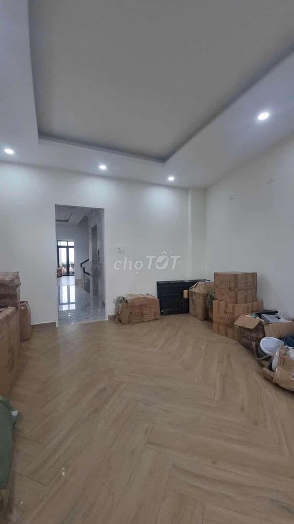 MỚI TINH MẶT TIỀN – 7 TẦNG, THANG MÁY, 165M2, 6MX30M CHỈ 10.5 TỶ