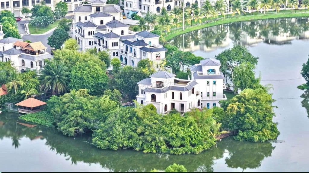 GIÁ TỐT Nhà Phố 5 tầng Vinhomes Grand Park - Ảnh 2