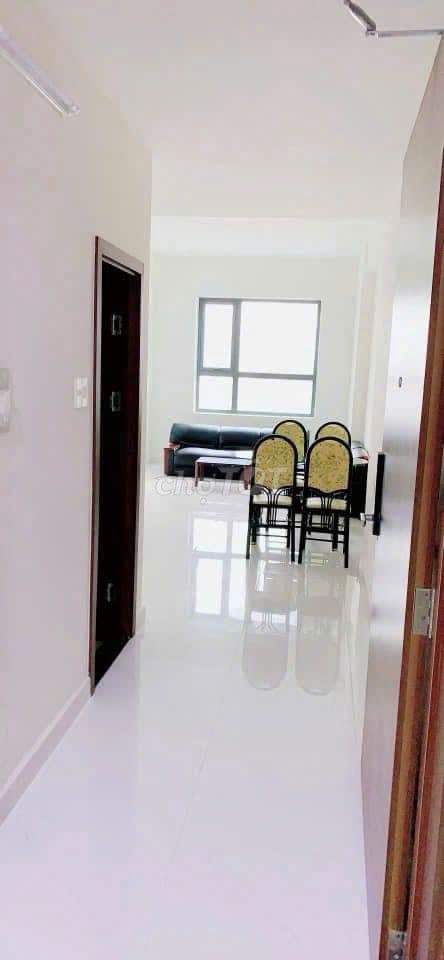 Bán Green River 2 phòng nhà trống giá 2.8 tỷ