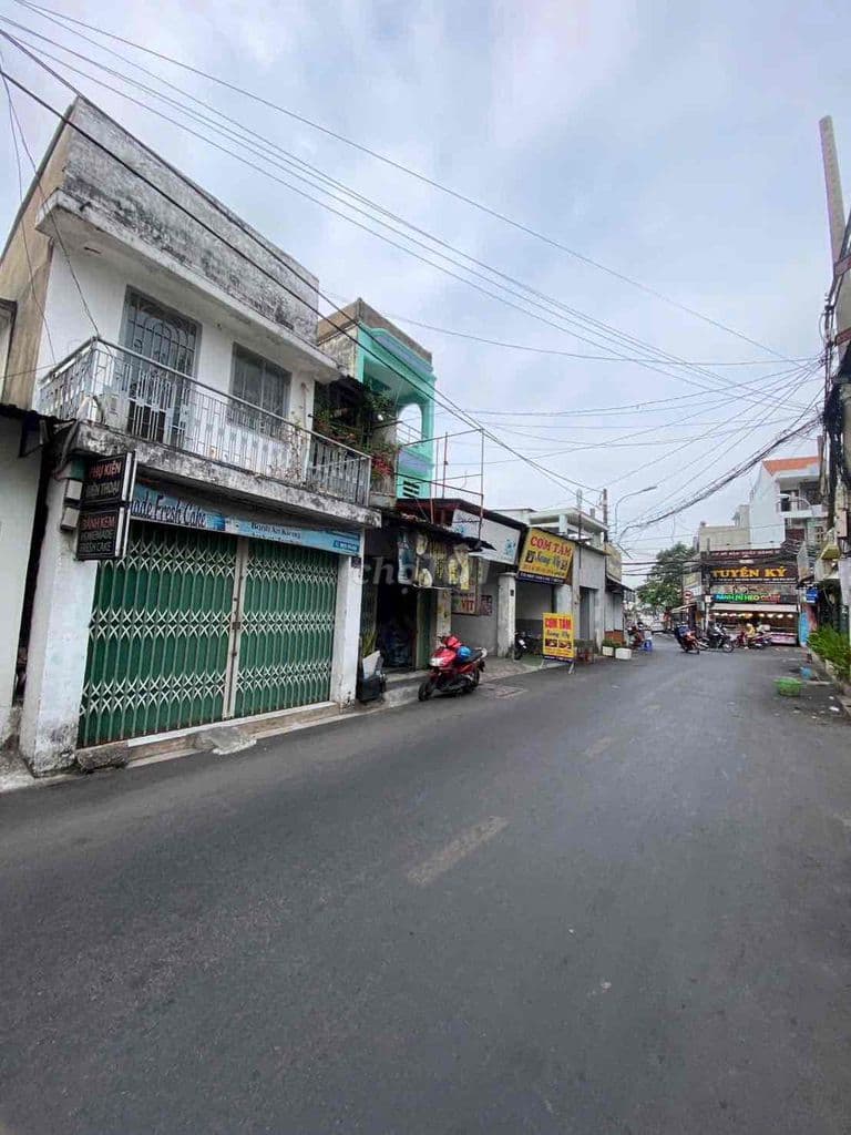 Bán nhà mặt tiền đường Linh Trung Thủ Đức - Ảnh 3