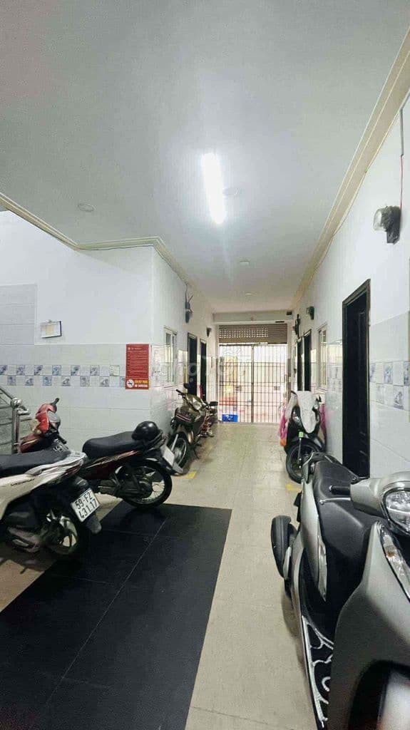 190m2(12x17)140tr/tháng dòng tiền 32phòng Chdv 5 tầng THANG MÁY