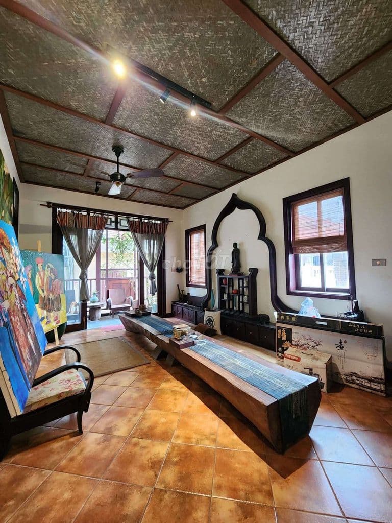 Biệt thự sân vườn Hướng đẹp, lô 3 góc mặt thoáng, phong thủy hiếm gặp. - Ảnh 2