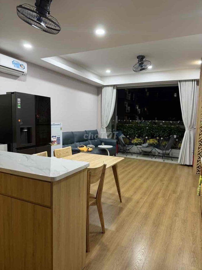 Cần bán Căn hộ CC Sài Gòn Airport Plaza