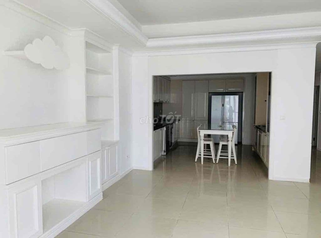 Bán Gấp - Chủ kẹt tiền, hạ giá 9.8 tỷ, căn 3pn 135m2 Imperia