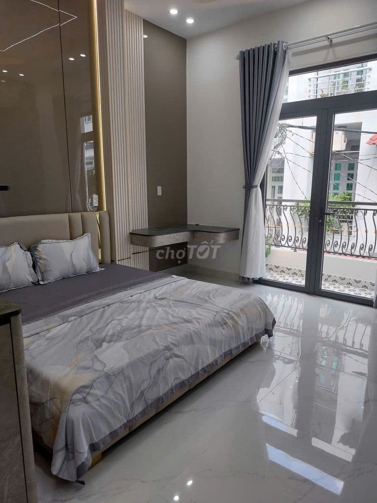 Hãy đến và cãm nhận căn nhà tại đường Huỳnh Văn Nghệ, p15 Tân Bình.