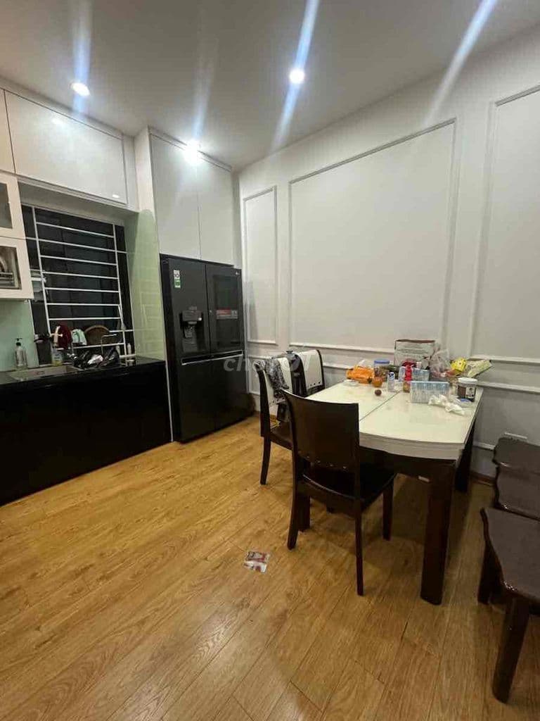HOT Phố Chính Kinh, nhà đẹp ở luôn, KD đỉnh, oto đỗ cửa, 2 thoáng,dt 3