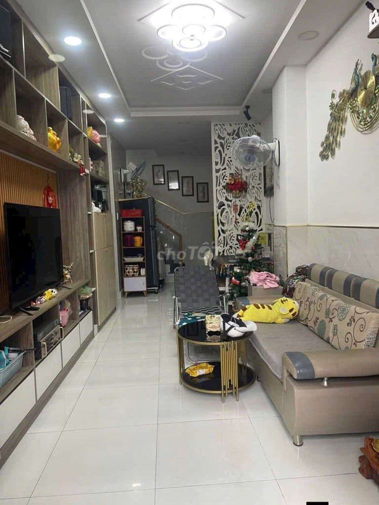 NHÀ 1 TRỆT 1 LẦU🌹SAU CĂN MẶT TIỀN ..GIÁP DƯƠNG THI MƯỜI Q12