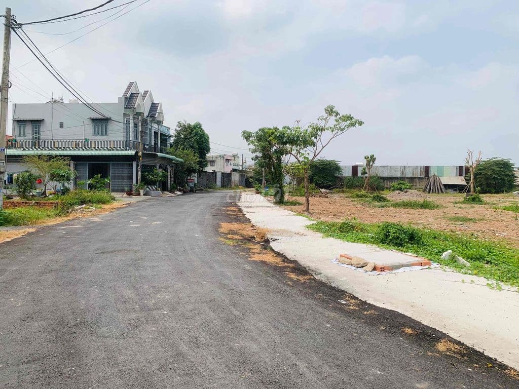 ĐẤT BÀ ĐIỂM 5x28 ĐƯỜNG NHỰA 7m FULL THỔ CƯ - Ảnh 2