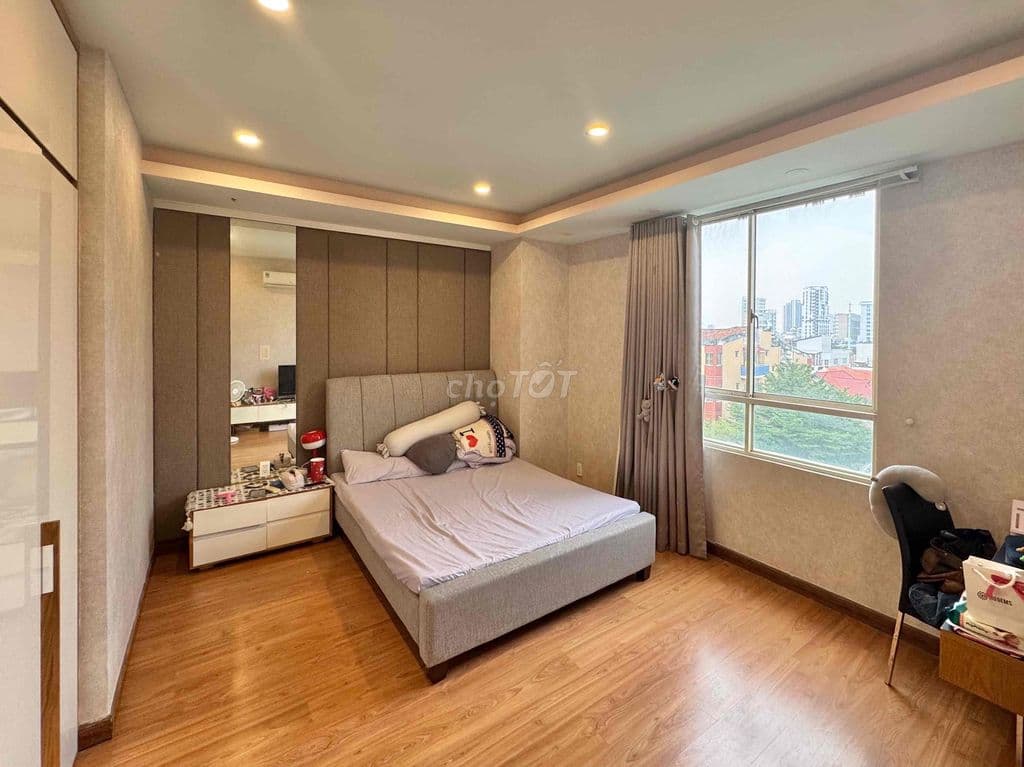 chính chủ thiện chí, HÀNG HIẾM, căn hộ chung cư 139m2, quận 2